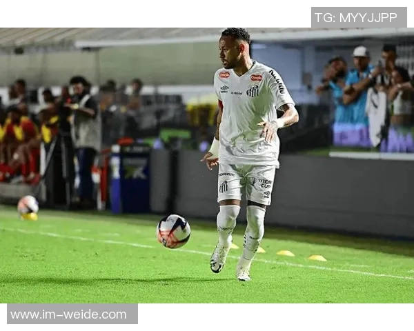 巴博萨盛赞桑托斯为世界最佳球队球迷却警告他需回报球队支持